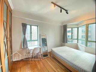 Mid Levels Central - Goldwin Heights 19