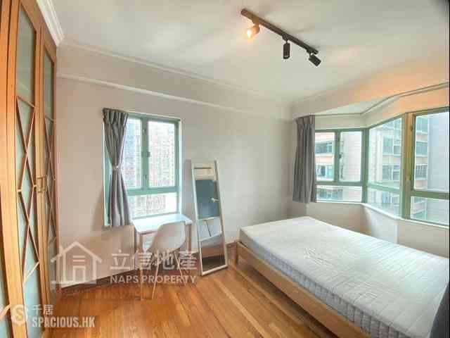 Mid Levels Central - Goldwin Heights 19