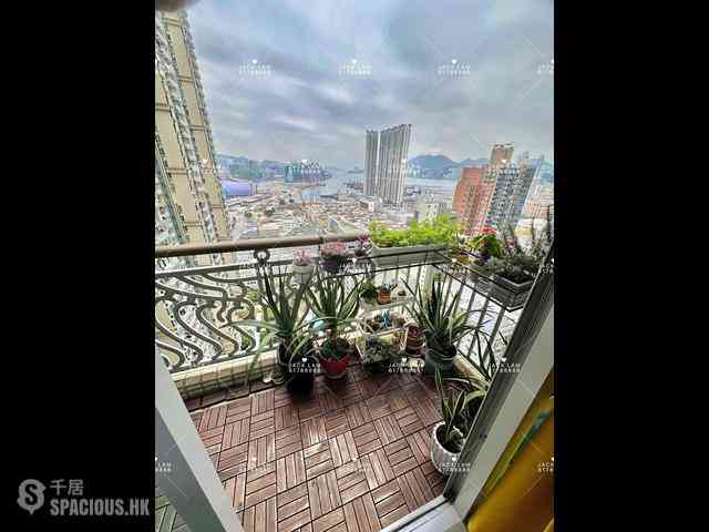To Kwa Wan - Sky Tower 07