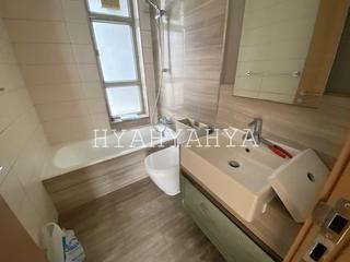 Sai Ying Pun - Island Crest 04