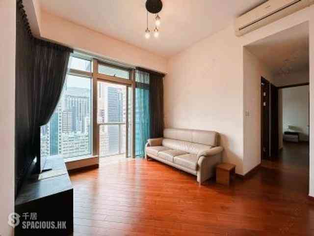 Wan Chai - The Avenue Phase 2 05