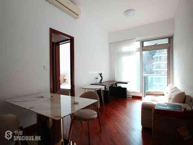 Wan Chai - The Avenue Phase 2 01