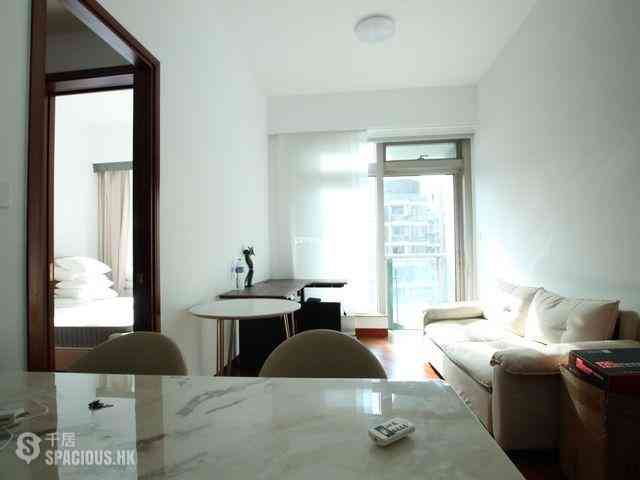 Wan Chai - The Avenue Phase 2 02
