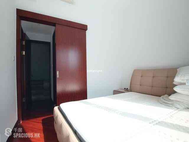Wan Chai - The Avenue Phase 2 05