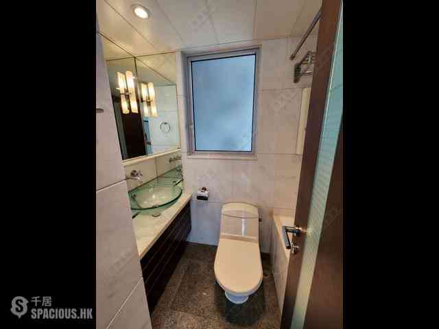 West Kowloon - The Harbourside Block 2 08