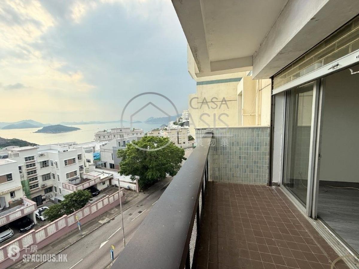 Chung Hom Kok - Villa Piubello 01
