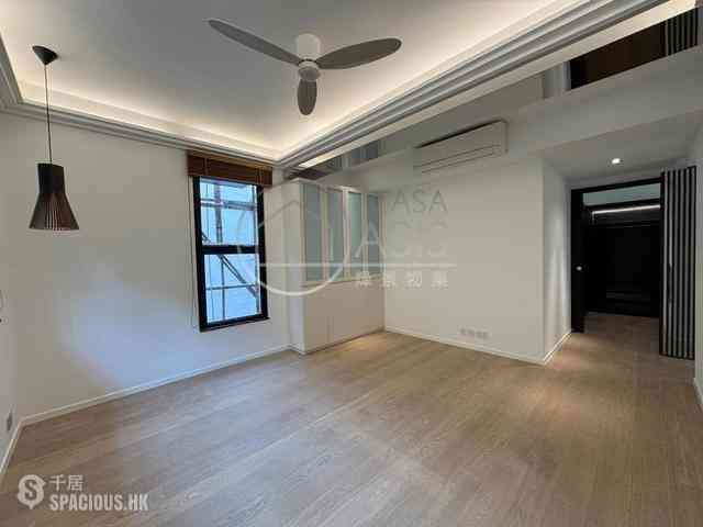 Mid Levels West - Peace Court 03