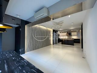 Mid Levels West - Peace Court 05