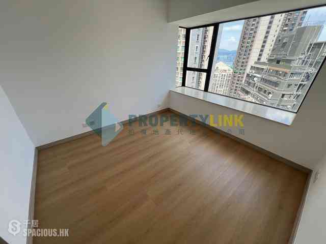 Mid Levels Central - 62B, Robinson Road 05