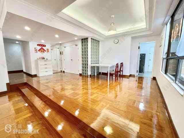 Wan Chai - Wing Way Court 05