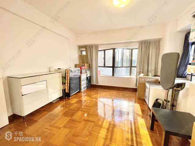 Wan Chai - Wing Way Court 06