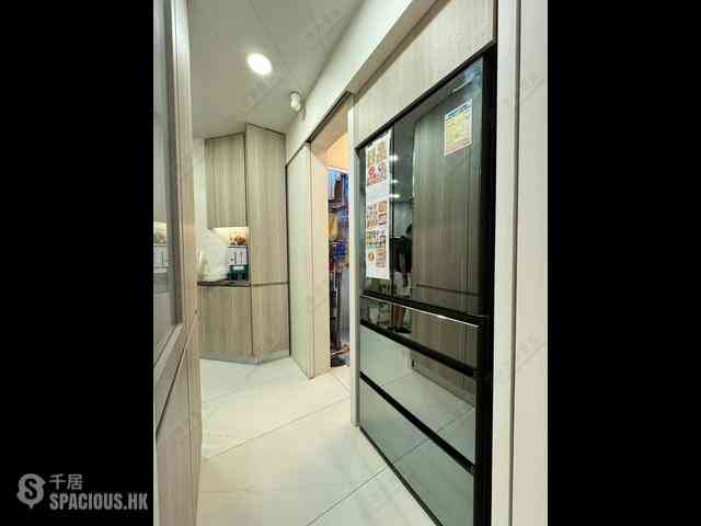 West Kowloon - Sorrento Phase 1 Block 3 05