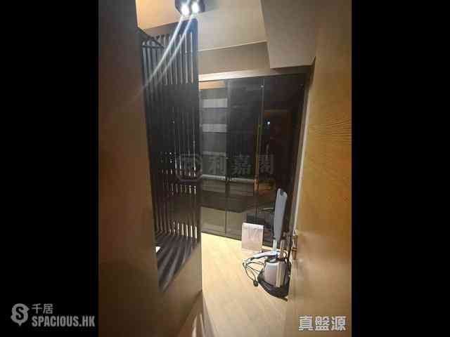 Tseung Kwan O - The Wings Ocean Wings Block 7A 04