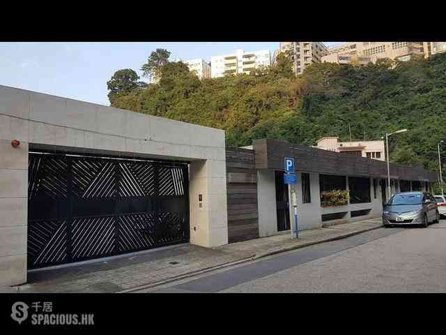 Happy Valley - Villa Dorada 01