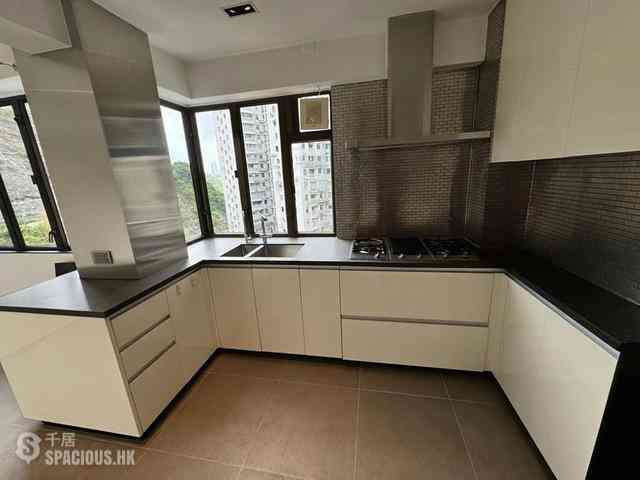 Stubbs Road - Evergreen Villa 05