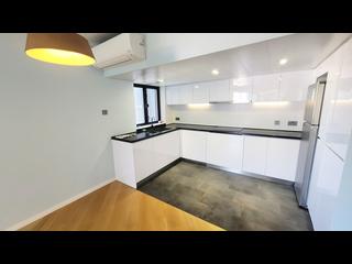 Discovery Bay - Discovery Bay Phase 3 Hillgrove Village Brilliance Court 02