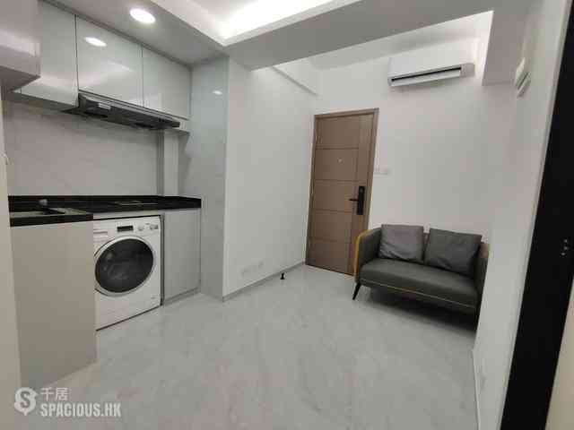 Shek Tong Tsui - Des Voeux Road West Building 02