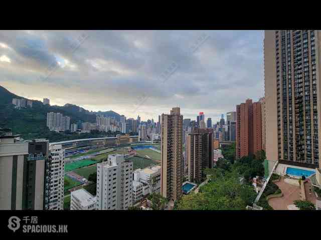Happy Valley - Broadwood Twelve 01