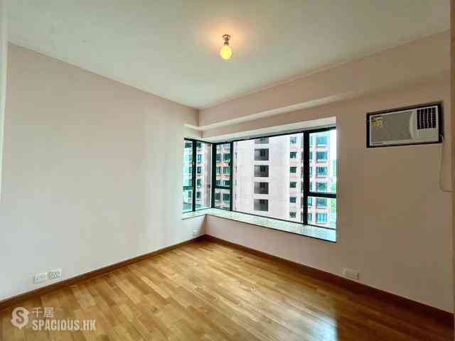 Mid Levels Central - Hillsborough Court Block 1 03
