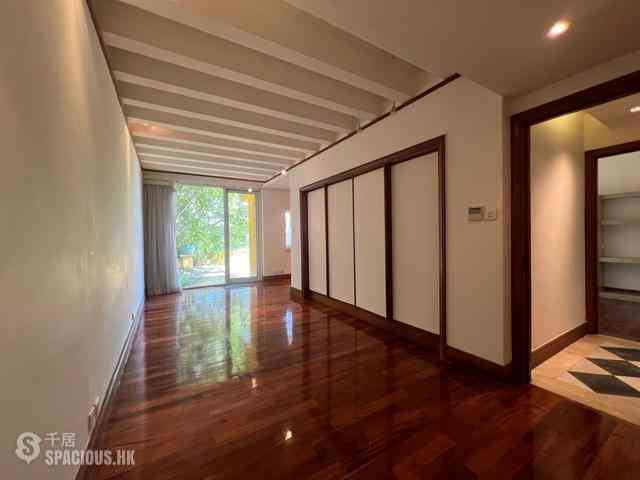 Stanley - Carmelia 03