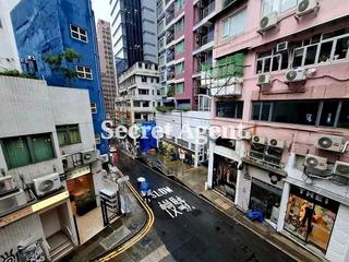 Central - Chung Shan House 03