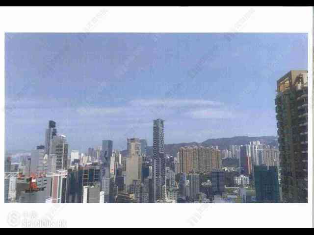 Wan Chai - The Avenue 01