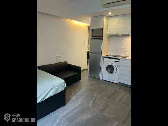 Wan Chai - Fook Gay Mansion 11