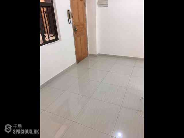 Sai Ying Pun - 119-121B, Second Street 03