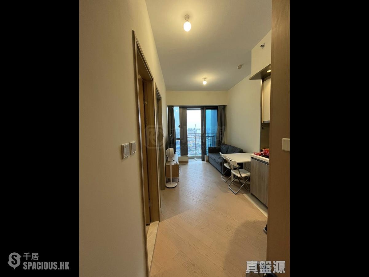 Cheung Sha Wan - Grand Victoria Phase 1 Grand Victoria I Tower 3B 01