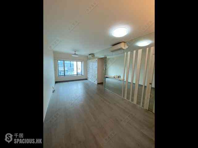 West Kowloon - Sorrento Phase 1 Block 3 01