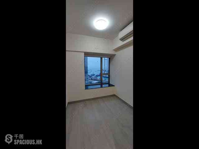 West Kowloon - Sorrento Phase 1 Block 3 07