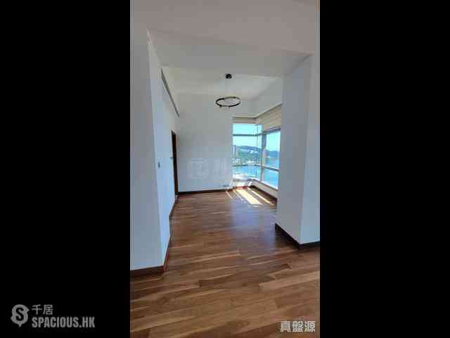 Repulse Bay - Grosvenor Place 03