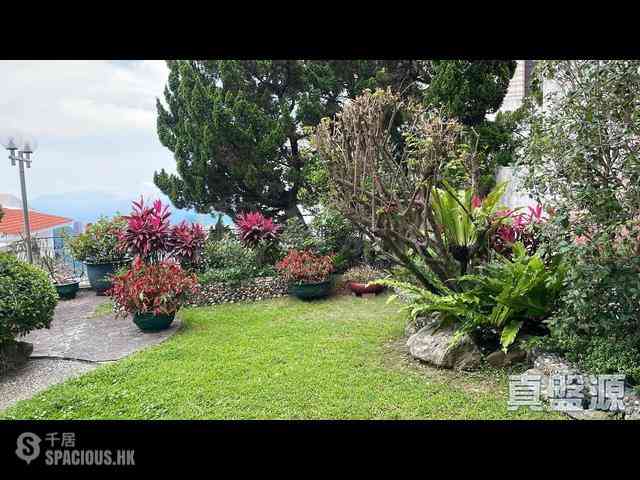 Stubbs Road - Black's Link Villa 02