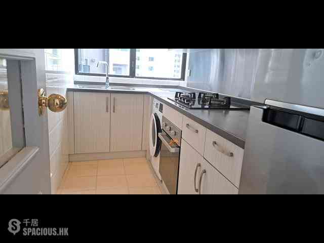 Mid Levels Central - 62B, Robinson Road 05