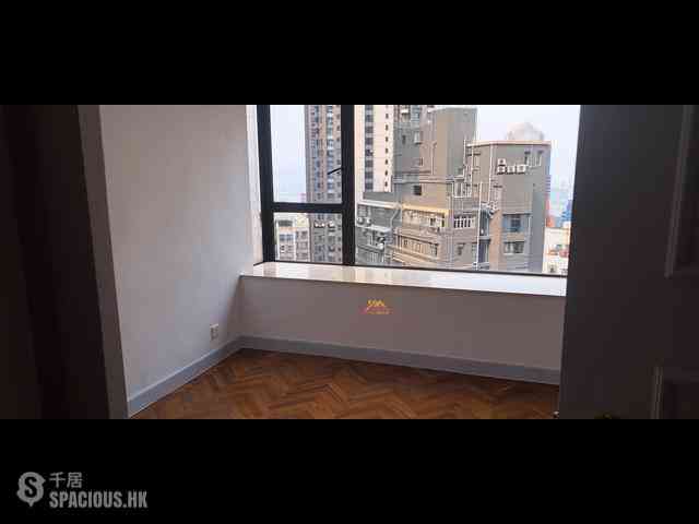 Mid Levels Central - 62B, Robinson Road 03