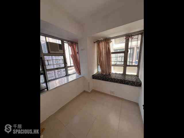 Cheung Sha Wan - Wing Ning Building 03