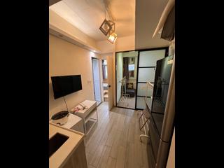 Prince Edward - Jean House 02