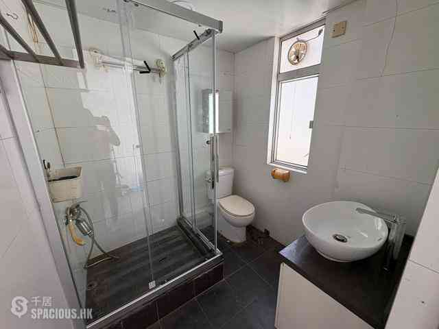 Sai Ying Pun - 75, First Street 03