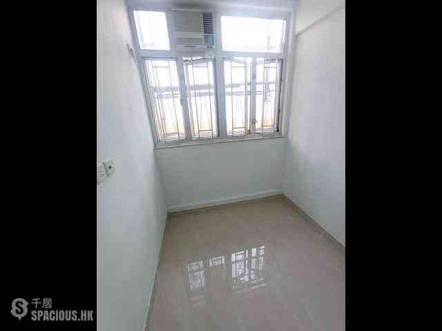 Yau Ma Tei - Alhambra Building 02