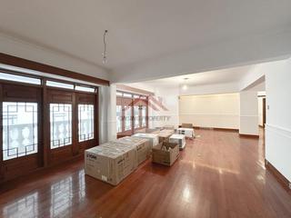 Mid Levels Central - Ivory Court 02