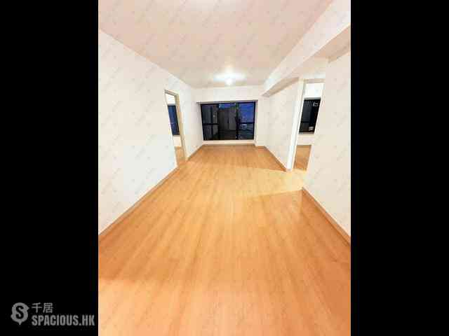 Mid Levels Central - 62B, Robinson Road 01