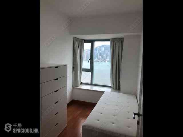 West Kowloon - The Harbourside Block 2 05