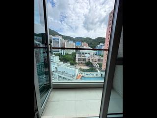Sai Ying Pun - 63, Pokfulam Amber House (Tower 1) 03