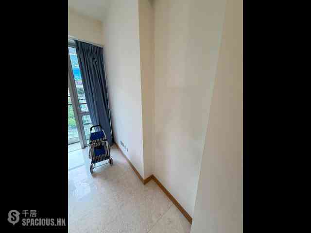 Sai Ying Pun - 63, Pokfulam Amber House (Tower 1) 06