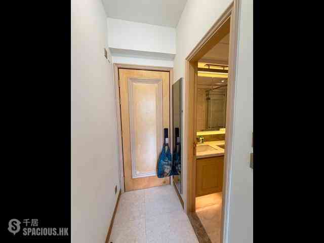 Sai Ying Pun - 63, Pokfulam Amber House (Tower 1) 07
