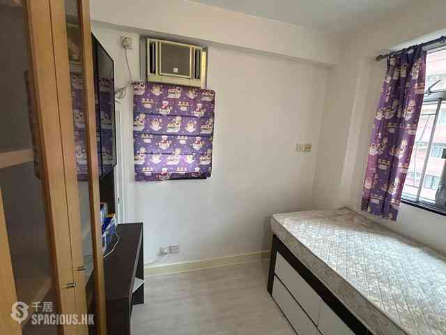 Sai Ying Pun - King Ming Mansion 04
