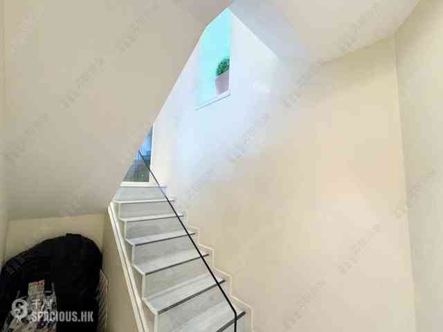 Sai Ying Pun - Ning Yeung Terrace 13