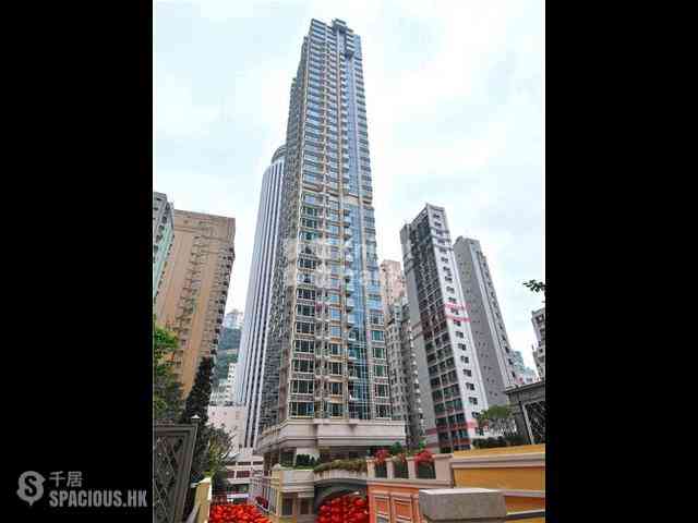 Wan Chai - The Avenue 01
