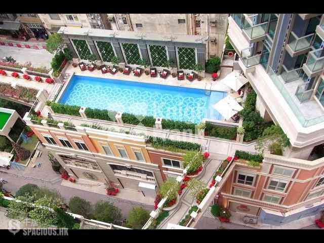 Wan Chai - The Avenue 08