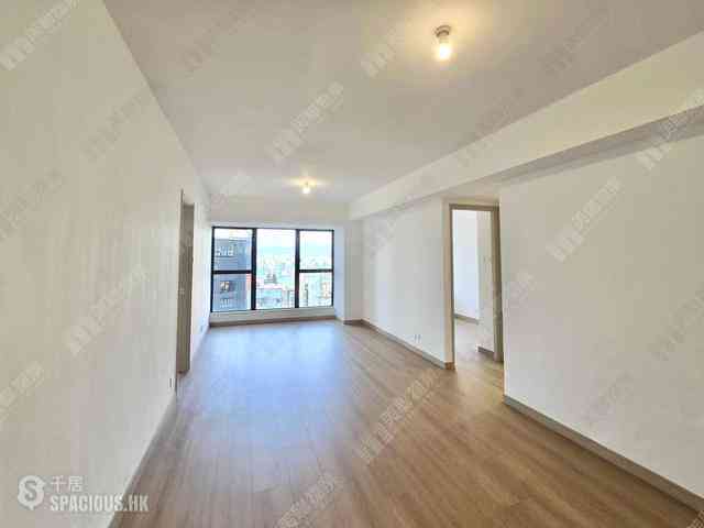 Mid Levels Central - 62B, Robinson Road 02